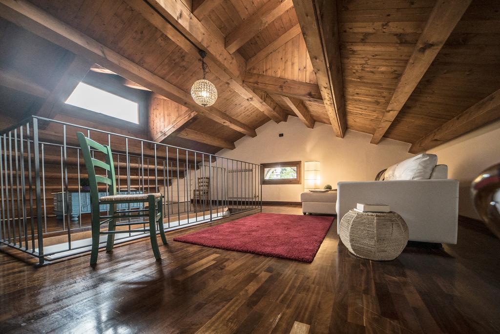 Apartamento Mansarda Magritte