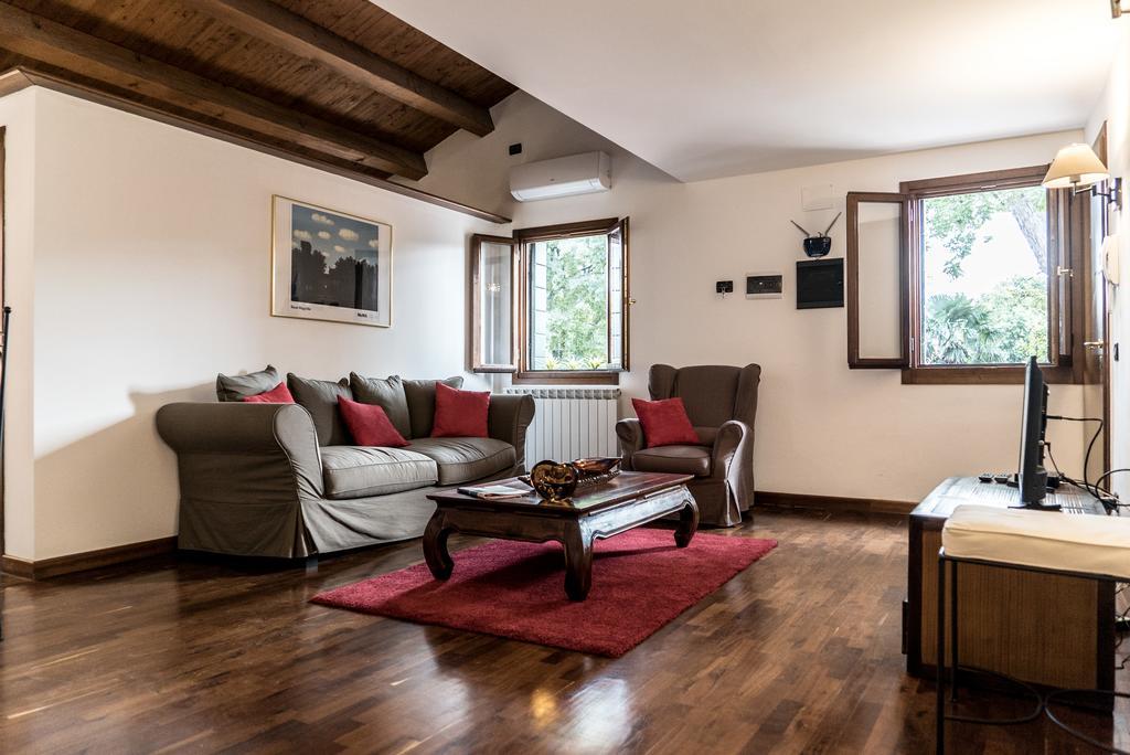 Apartamento Mansarda Magritte